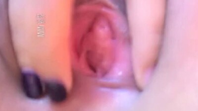 坐在叔叔那里写作业 坐在叔叔那里写作业