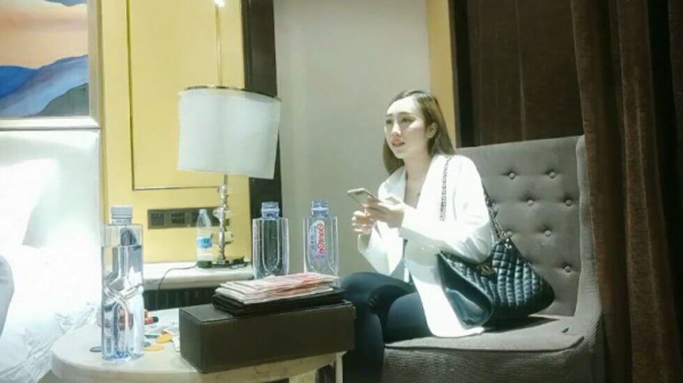 一个人的在线观看免费动漫 一个人的在线观看免费动漫